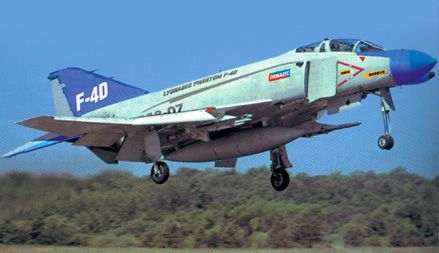 A7 F-4D